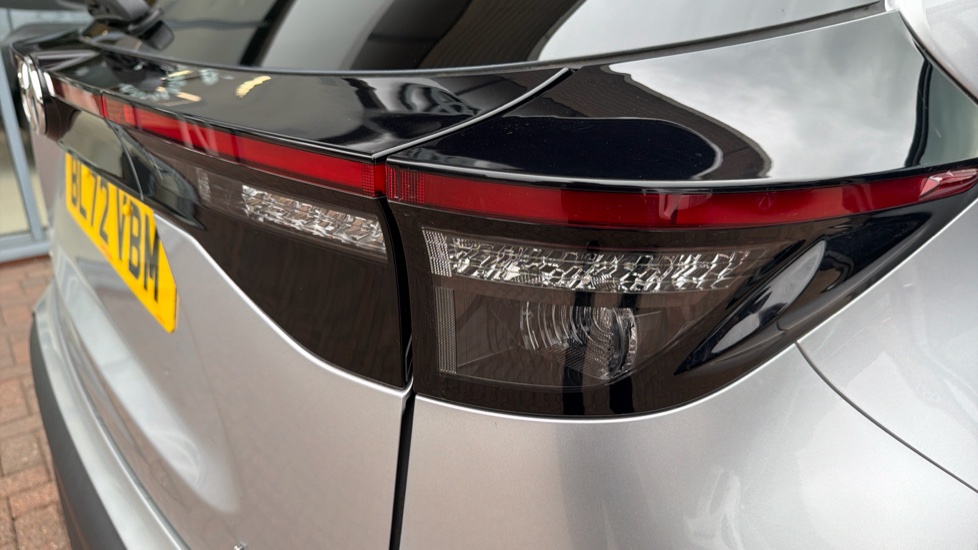 Toyota Yaris Cross 1.5 Hybrid Excel 5dr CVT Hybrid Estate - Image 21