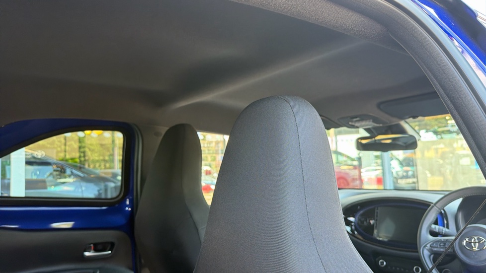 Toyota Aygo X 1.0 VVT-i Exclusive 5dr Petrol Hatchback - Image 19