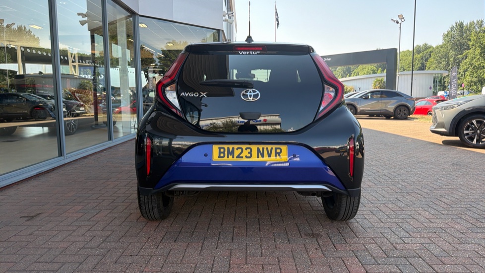 Toyota Aygo X 1.0 VVT-i Exclusive 5dr Petrol Hatchback - Image 26