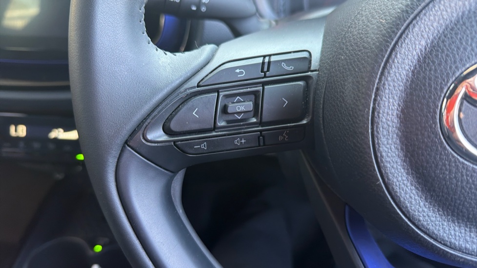 Toyota Aygo X 1.0 VVT-i Exclusive 5dr Petrol Hatchback - Image 36