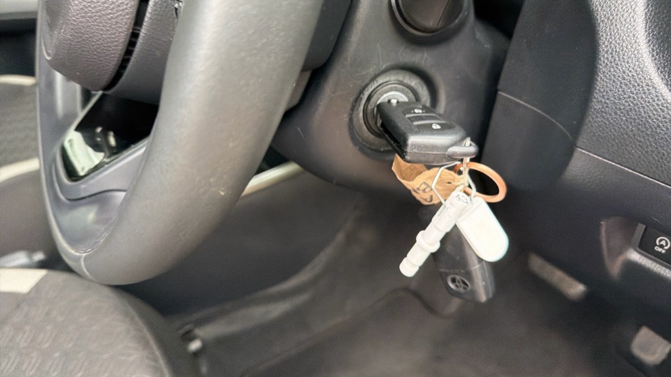 Toyota Aygo X 1.0 VVT-i Edge 5dr Auto Petrol Hatchback - Image 16