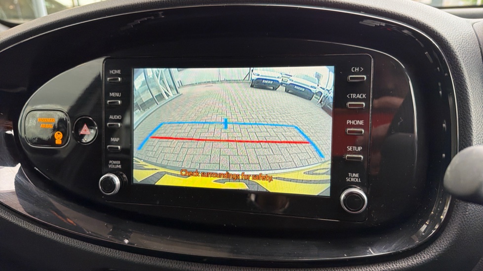 Toyota Aygo X 1.0 VVT-i Edge 5dr Auto Petrol Hatchback - Image 33