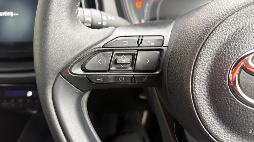 Toyota Aygo X 1.0 VVT-i Edge 5dr Auto Petrol Hatchback - Image 36