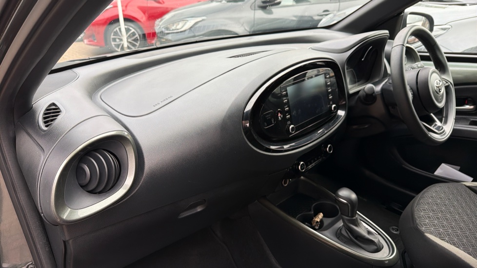 Toyota Aygo X 1.0 VVT-i Edge 5dr Auto Petrol Hatchback - Image 44