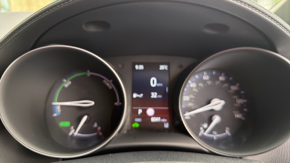 Toyota C-HR 1.8 Hybrid Icon 5dr CVT Hybrid Hatchback - Image 11