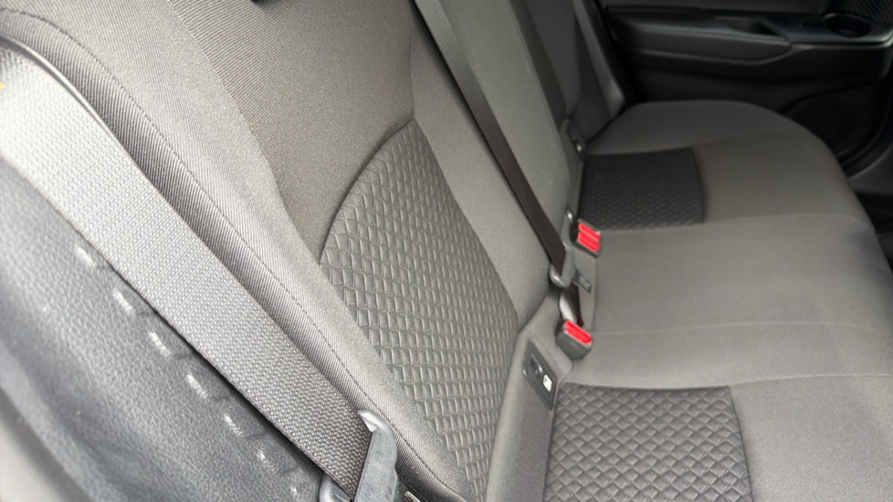 Toyota C-HR 1.8 Hybrid Icon 5dr CVT Hybrid Hatchback - Image 14