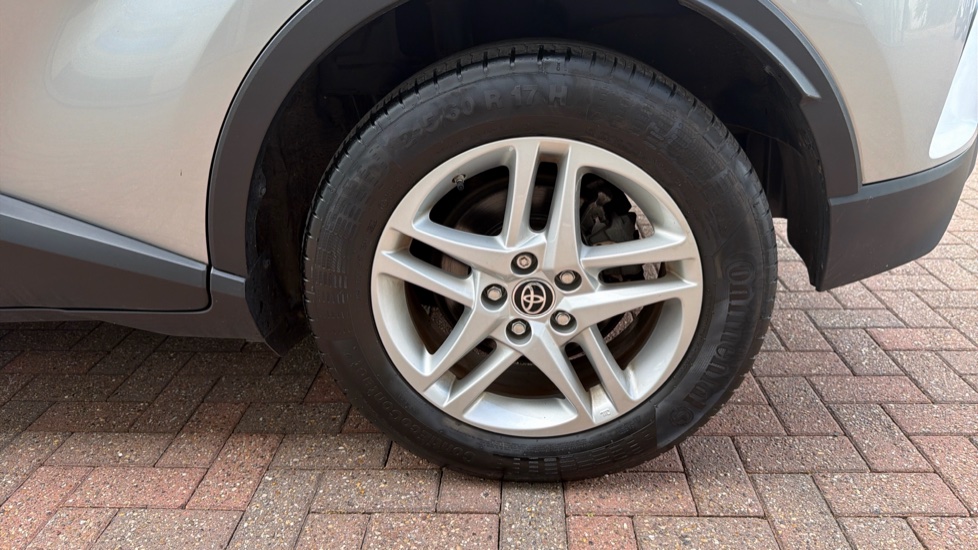 Toyota C-HR 1.8 Hybrid Icon 5dr CVT Hybrid Hatchback - Image 43