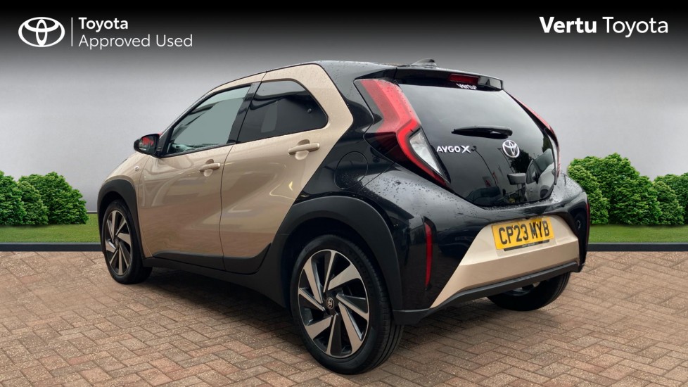 Toyota Aygo X 1.0 VVT-i Edge 5dr Petrol Hatchback - Image 4