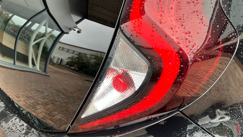 Toyota Aygo X 1.0 VVT-i Edge 5dr Petrol Hatchback - Image 21