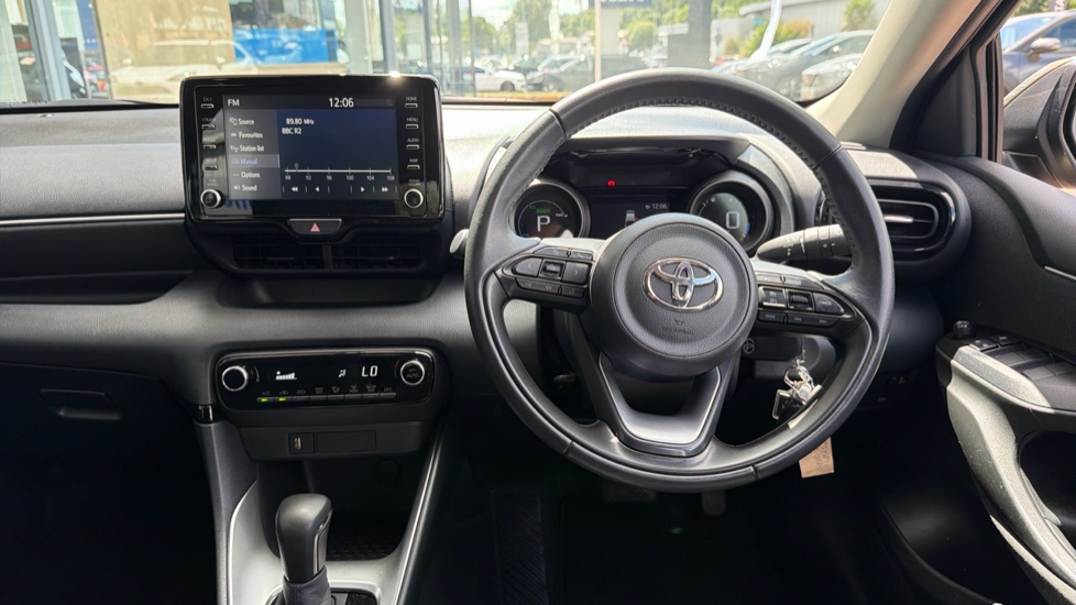 Toyota Yaris 1.5 Hybrid Design 5dr CVT Hybrid Hatchback - Image 10