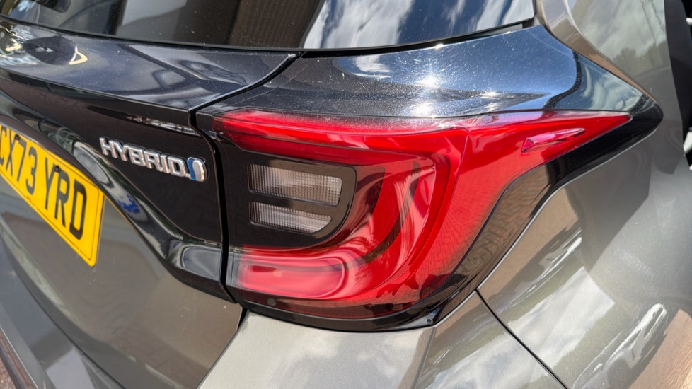 Toyota Yaris 1.5 Hybrid Design 5dr CVT Hybrid Hatchback - Image 21