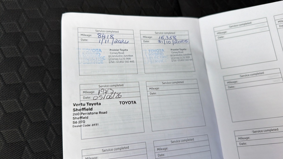Toyota Yaris 1.5 Hybrid Design 5dr CVT Hybrid Hatchback - Image 27