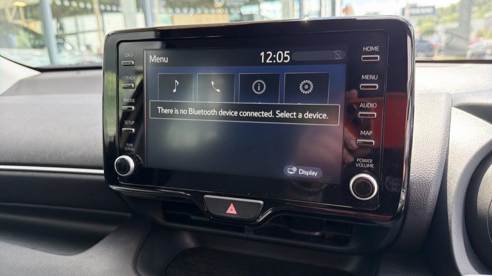 Toyota Yaris 1.5 Hybrid Design 5dr CVT Hybrid Hatchback - Image 29