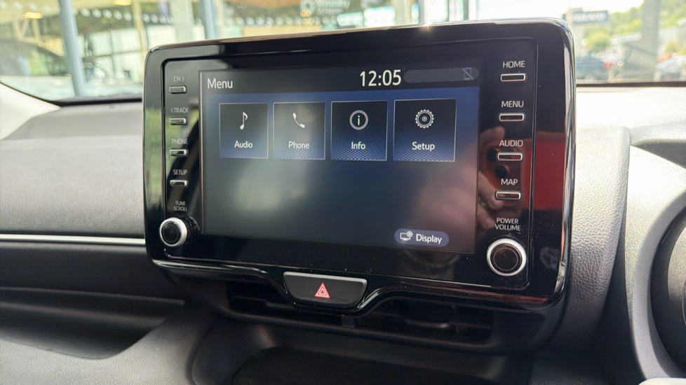 Toyota Yaris 1.5 Hybrid Design 5dr CVT Hybrid Hatchback - Image 31