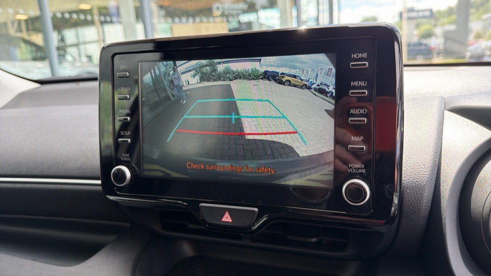 Toyota Yaris 1.5 Hybrid Design 5dr CVT Hybrid Hatchback - Image 33
