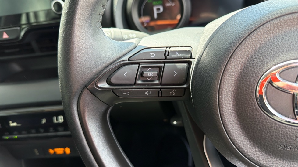 Toyota Yaris 1.5 Hybrid Design 5dr CVT Hybrid Hatchback - Image 36
