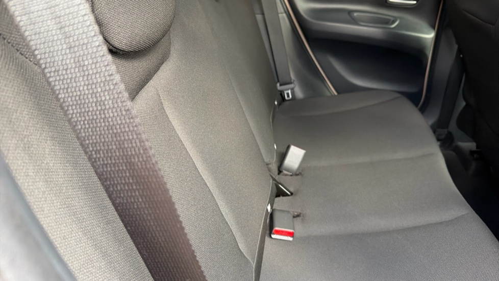Toyota Aygo X 1.0 VVT-i Edge 5dr Auto Petrol Hatchback - Image 14