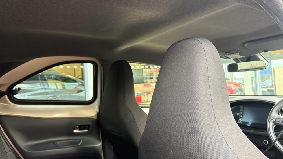Toyota Aygo X 1.0 VVT-i Edge 5dr Auto Petrol Hatchback - Image 19