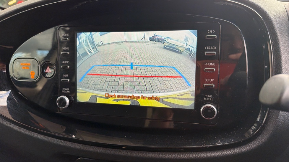 Toyota Aygo X 1.0 VVT-i Edge 5dr Auto Petrol Hatchback - Image 33