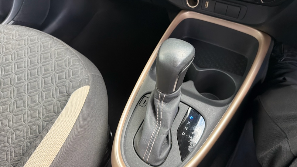 Toyota Aygo X 1.0 VVT-i Edge 5dr Auto Petrol Hatchback - Image 39
