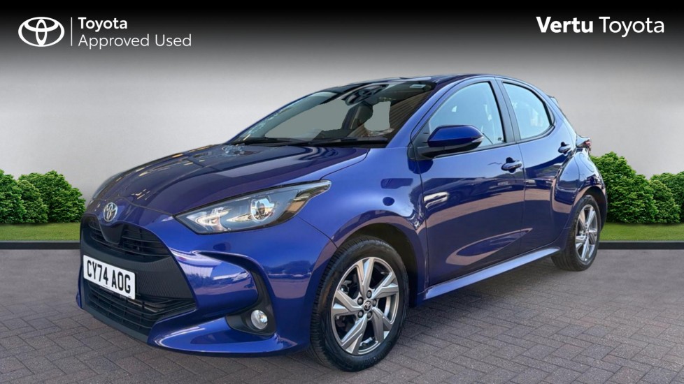 Toyota Yaris 1.5 Hybrid Icon 5dr CVT Hybrid Hatchback - Image 3