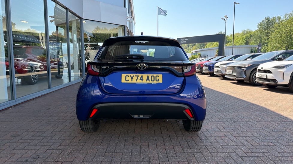 Toyota Yaris 1.5 Hybrid Icon 5dr CVT Hybrid Hatchback - Image 26