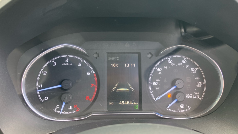Toyota Yaris 1.5 VVT-i Icon Tech 5dr Petrol Hatchback - Image 11