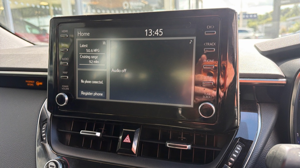 Toyota Corolla 1.8 VVT-i Hybrid Icon 5dr CVT Hybrid Estate - Image 9