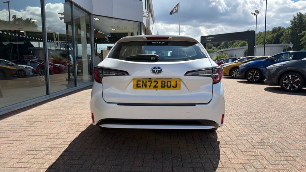 Toyota Corolla 1.8 VVT-i Hybrid Icon 5dr CVT Hybrid Estate - Image 26