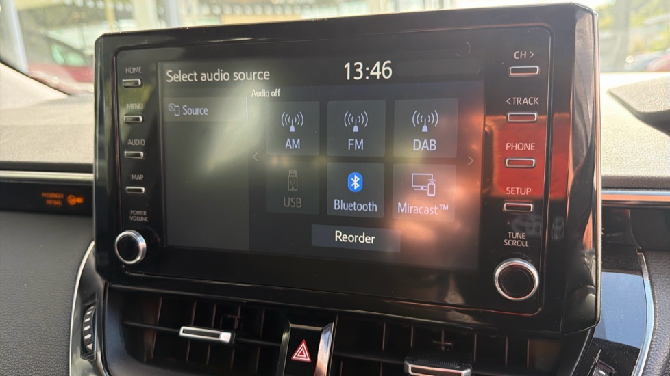 Toyota Corolla 1.8 VVT-i Hybrid Icon 5dr CVT Hybrid Estate - Image 32