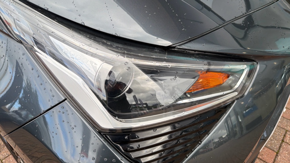 Toyota Aygo 1.0 VVT-i X-Press 5dr x-shift Petrol Hatchback - Image 20