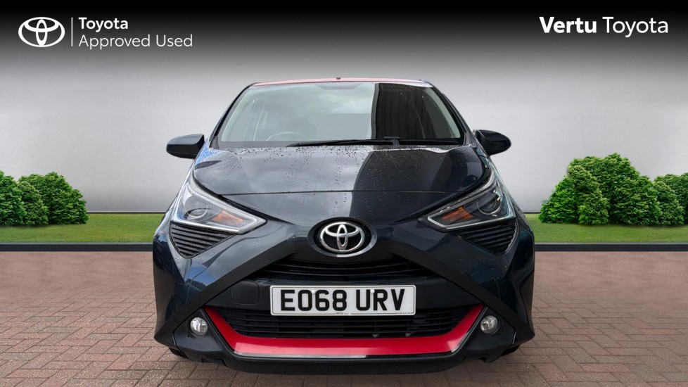 Toyota Aygo 1.0 VVT-i X-Press 5dr x-shift Petrol Hatchback - Image 22