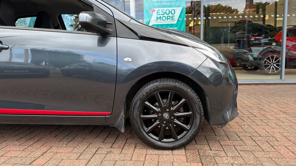 Toyota Aygo 1.0 VVT-i X-Press 5dr x-shift Petrol Hatchback - Image 25