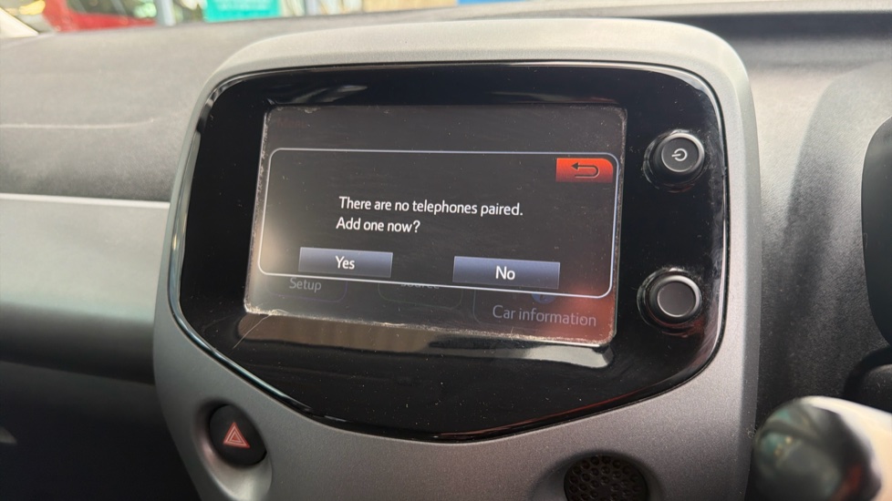 Toyota Aygo 1.0 VVT-i X-Press 5dr x-shift Petrol Hatchback - Image 31