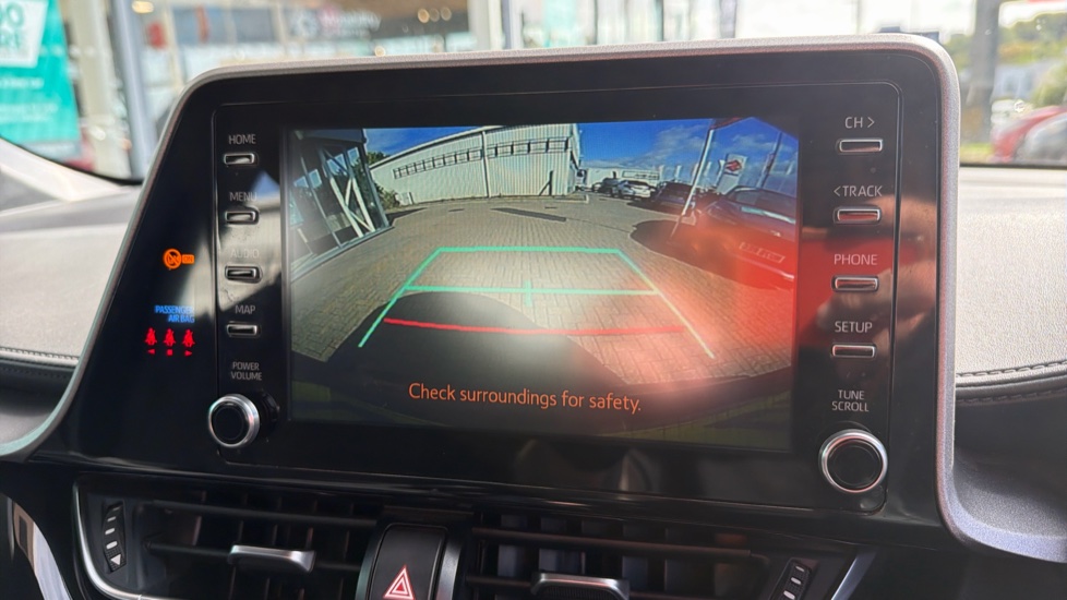 Toyota C-HR 1.8 Hybrid Icon 5dr CVT Hybrid Hatchback - Image 33