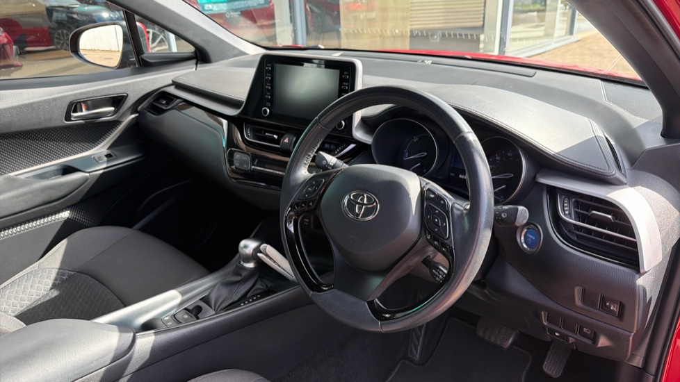 Toyota C-HR 1.8 Hybrid Icon 5dr CVT Hybrid Hatchback - Image 34