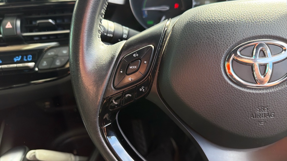 Toyota C-HR 1.8 Hybrid Icon 5dr CVT Hybrid Hatchback - Image 36