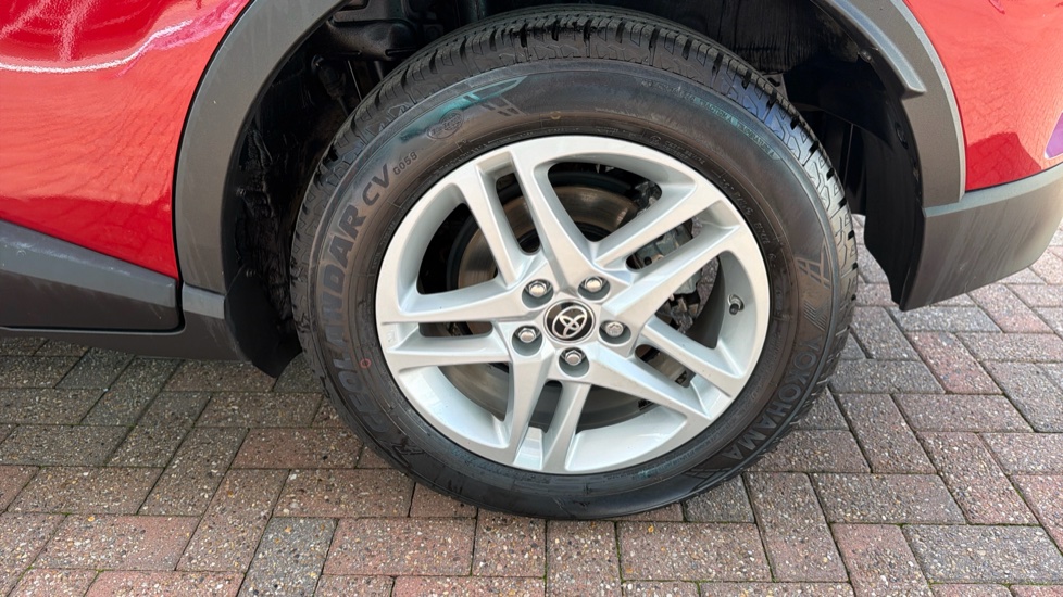 Toyota C-HR 1.8 Hybrid Icon 5dr CVT Hybrid Hatchback - Image 44