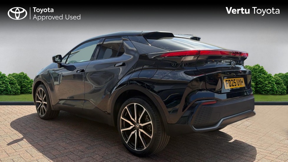 Toyota C-HR 2.0 PHEV GR Sport 5dr CVT Hatchback - Image 4