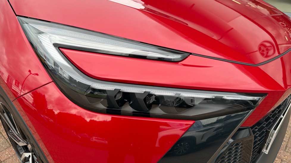 Toyota C-HR 2.0 PHEV GR Sport 5dr CVT Hatchback - Image 20