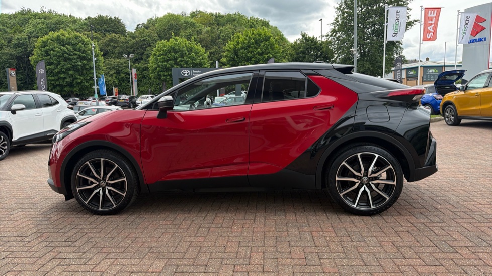 Toyota C-HR 2.0 PHEV GR Sport 5dr CVT Hatchback - Image 24