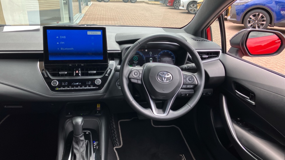 Toyota Corolla 2.0 Hybrid Design 5dr CVT Hybrid Hatchback - Image 7
