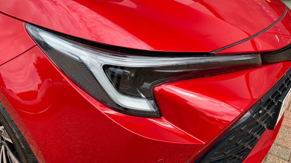 Toyota Corolla 2.0 Hybrid Design 5dr CVT Hybrid Hatchback - Image 20