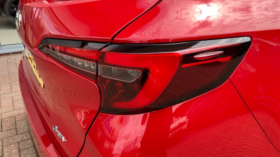 Toyota Corolla 2.0 Hybrid Design 5dr CVT Hybrid Hatchback - Image 21