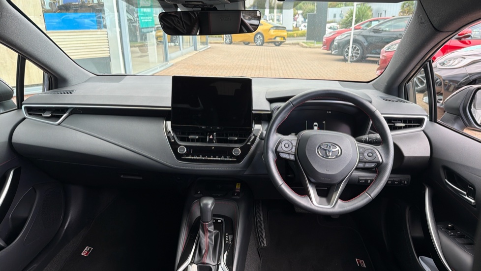 Toyota Corolla 2.0 Hybrid 178 GR Sport 5dr CVT Hybrid Estate - Image 6