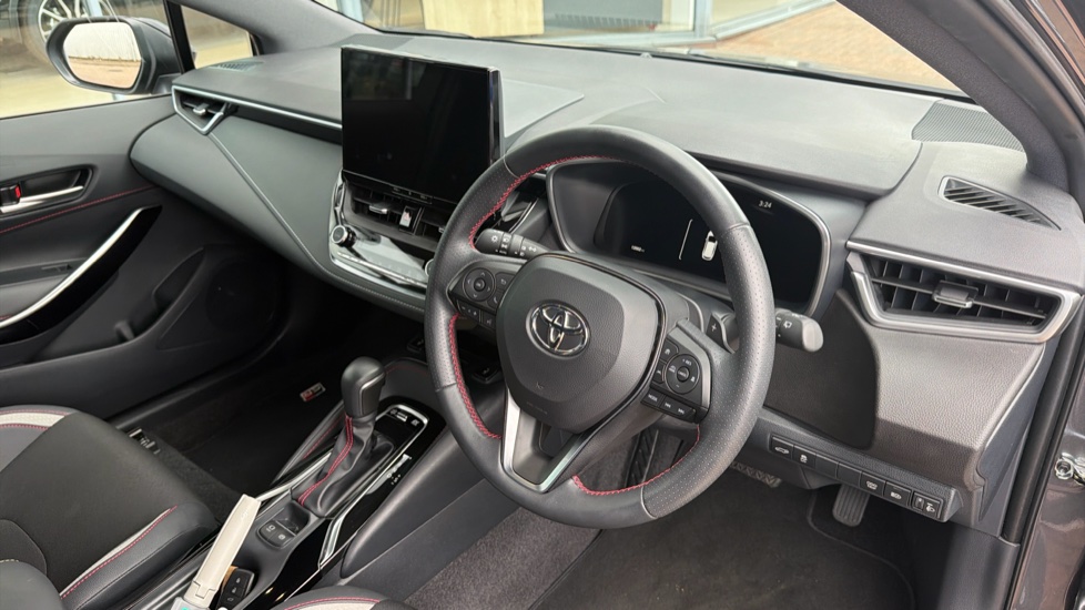 Toyota Corolla 2.0 Hybrid 178 GR Sport 5dr CVT Hybrid Estate - Image 34