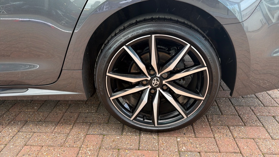 Toyota Corolla 2.0 Hybrid 178 GR Sport 5dr CVT Hybrid Estate - Image 44