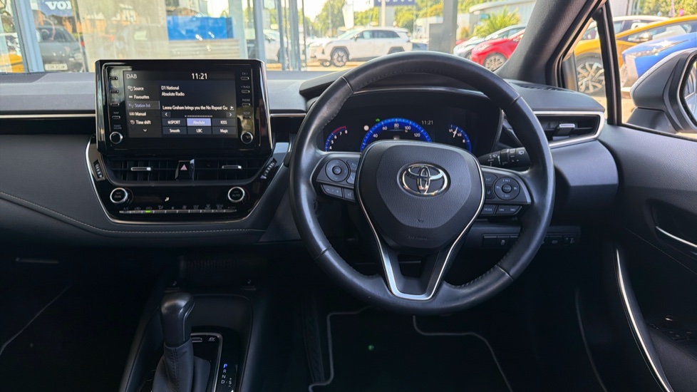 Toyota Corolla 2.0 VVT-i Hybrid Design 5dr CVT Hybrid Hatchback - Image 10