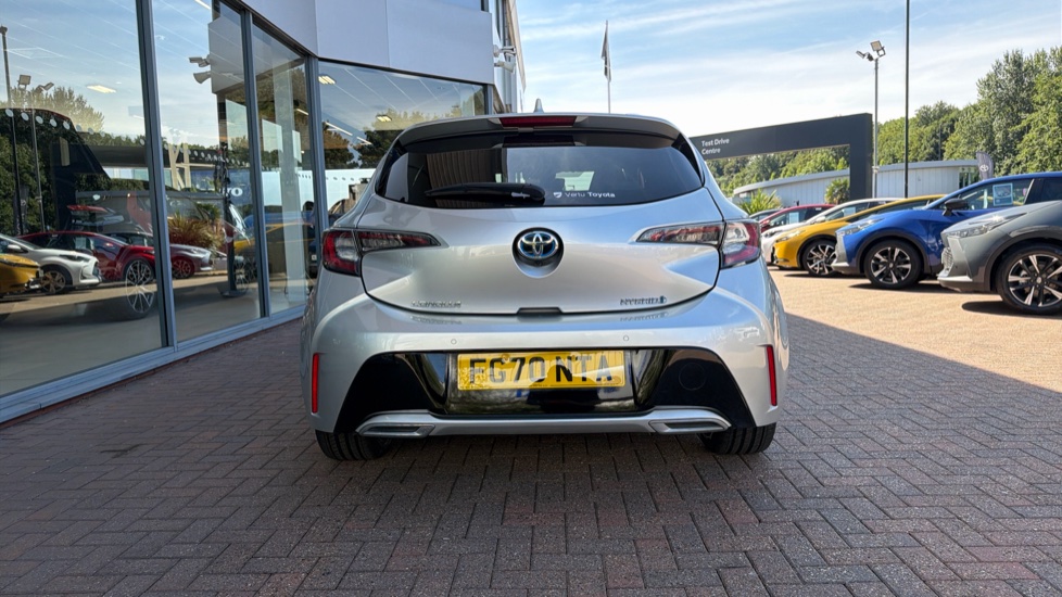 Toyota Corolla 2.0 VVT-i Hybrid Design 5dr CVT Hybrid Hatchback - Image 26
