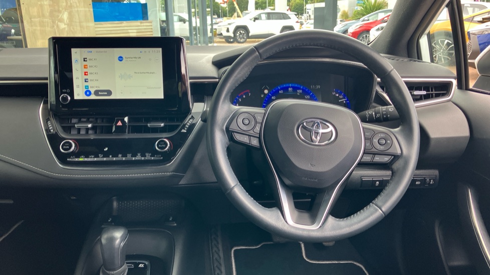 Toyota Corolla 1.8 VVT-i Hybrid Icon Tech 5dr CVT Hybrid Estate - Image 10